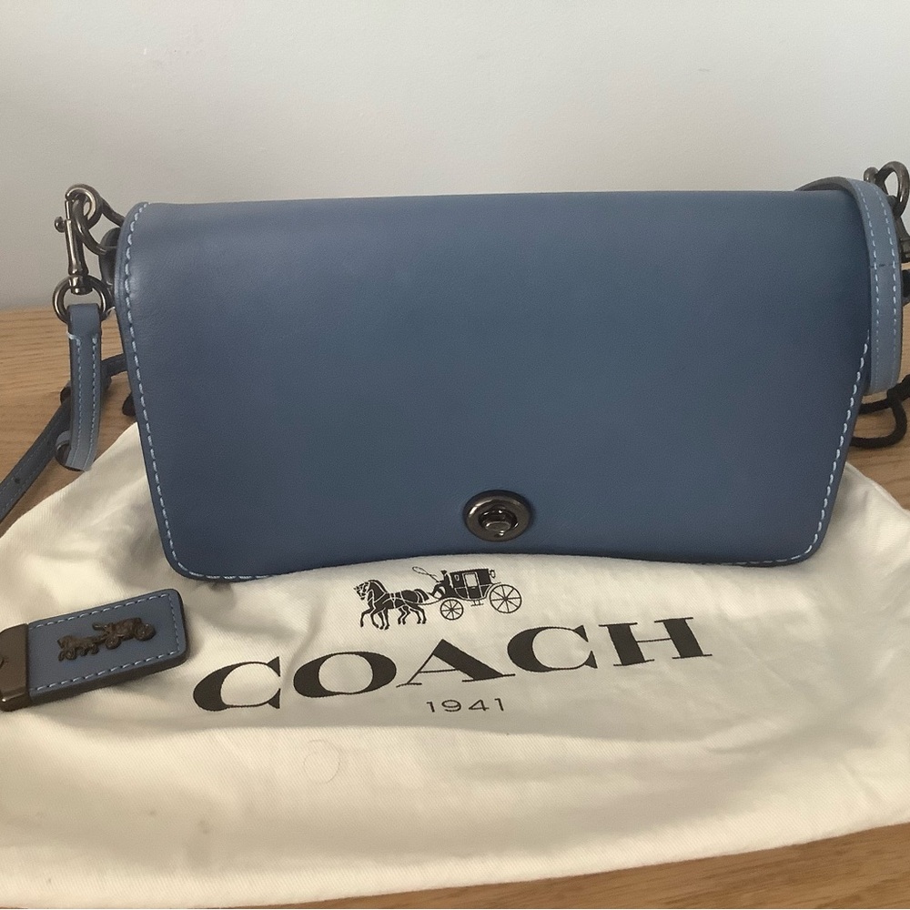 1941 Coach Dinky